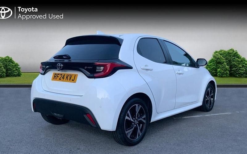 Used Toyota Yaris Hybrid Design 116 HP (85 kW) 2026 Hatchback