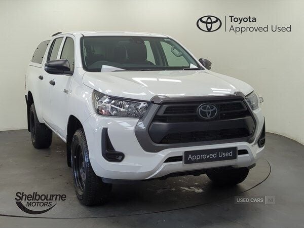 White New 2024 Toyota HiLux Active Pickup | £27,490 (Good price) - Image 1/4