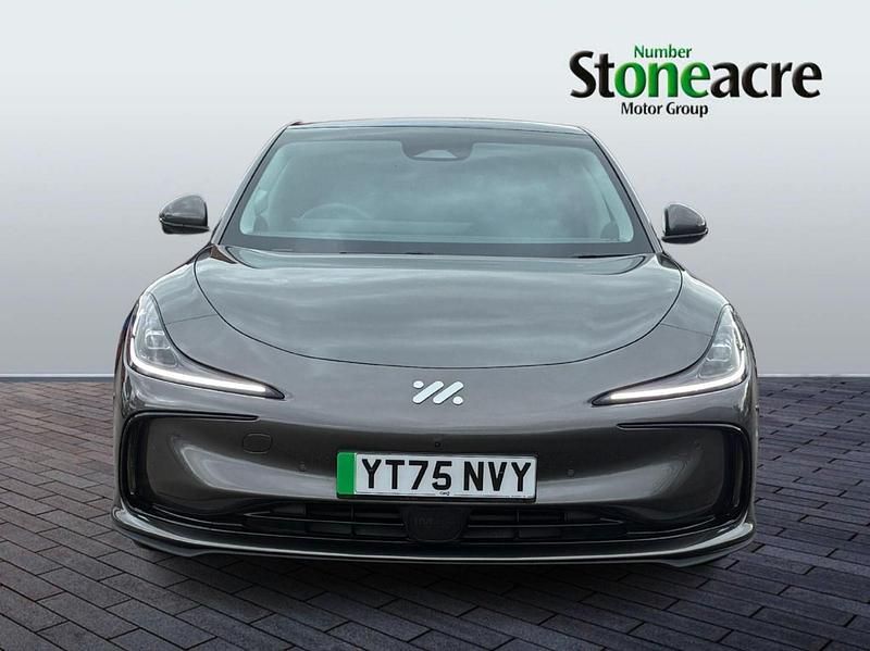 Used MG IM5 300 kW (408 HP) 2025 Silver Hatchback