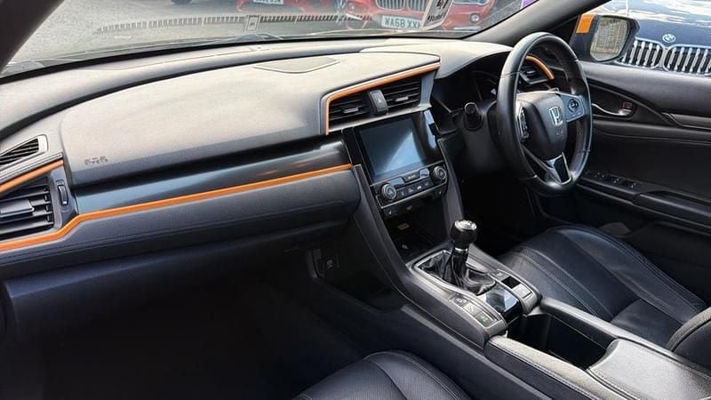 Used Honda Civic Prestige 182 HP (133 kW) 2017 Black Hatchback