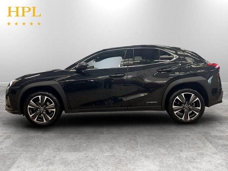 Used Lexus UX 184 HP (135 kW) 2022 Black SUV