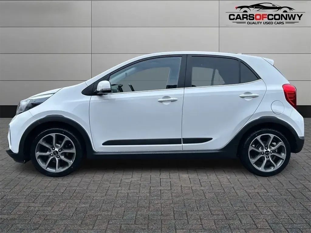 Used Kia Picanto X-Line 83 HP (61 kW) 2018 White Hatchback