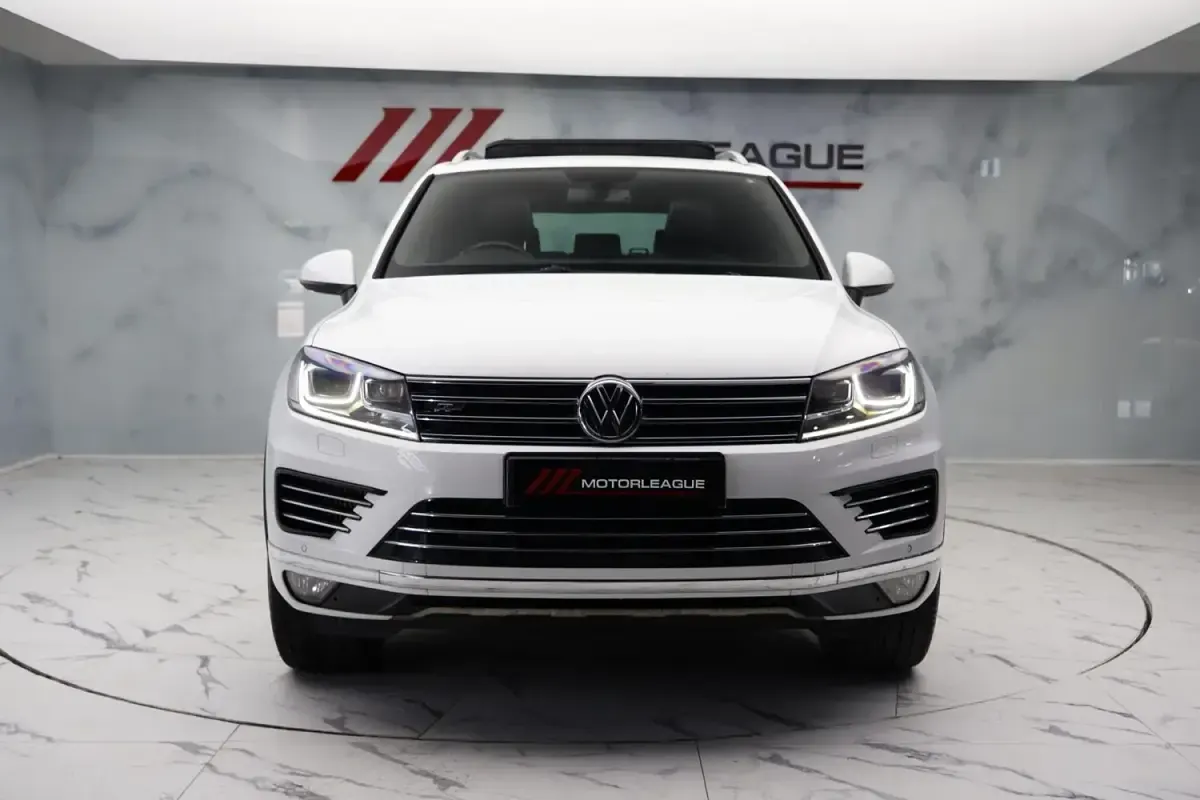 Used VW Touareg R-line 262 HP (192 kW) 2015 White SUV