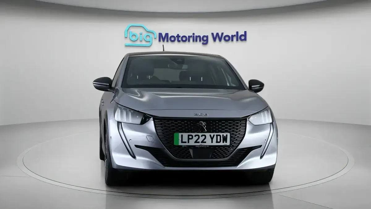 Used Peugeot e-208 GT 100 kW (136 HP) 2022 Grey Hatchback