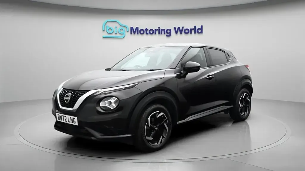 Used Nissan Juke N-Connecta 114 HP (83 kW) 2023 Black SUV