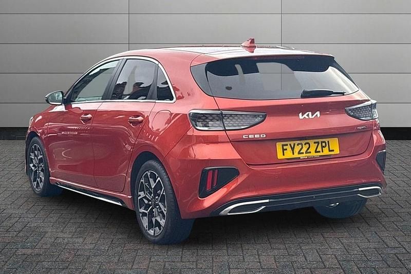 Used Kia Ceed GT-Line 2022 Orange Hatchback