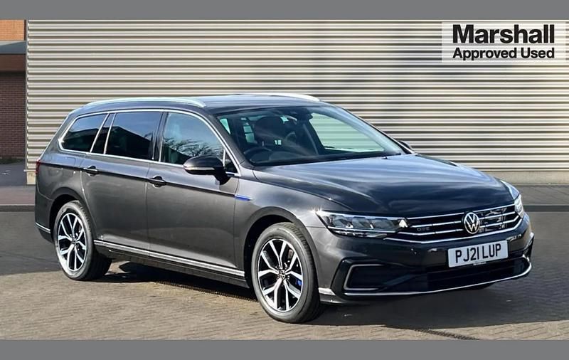 Used VW Passat GTE 218 HP (160 kW) 2021 Grey Estate