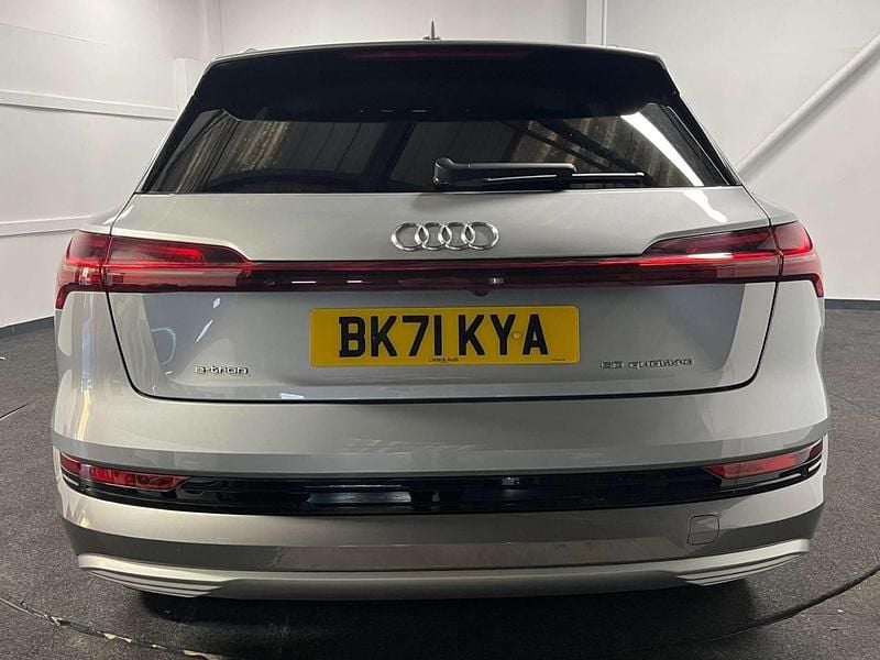 Used Audi e-tron Advanced 230 kW (313 HP) 2021 Silver SUV