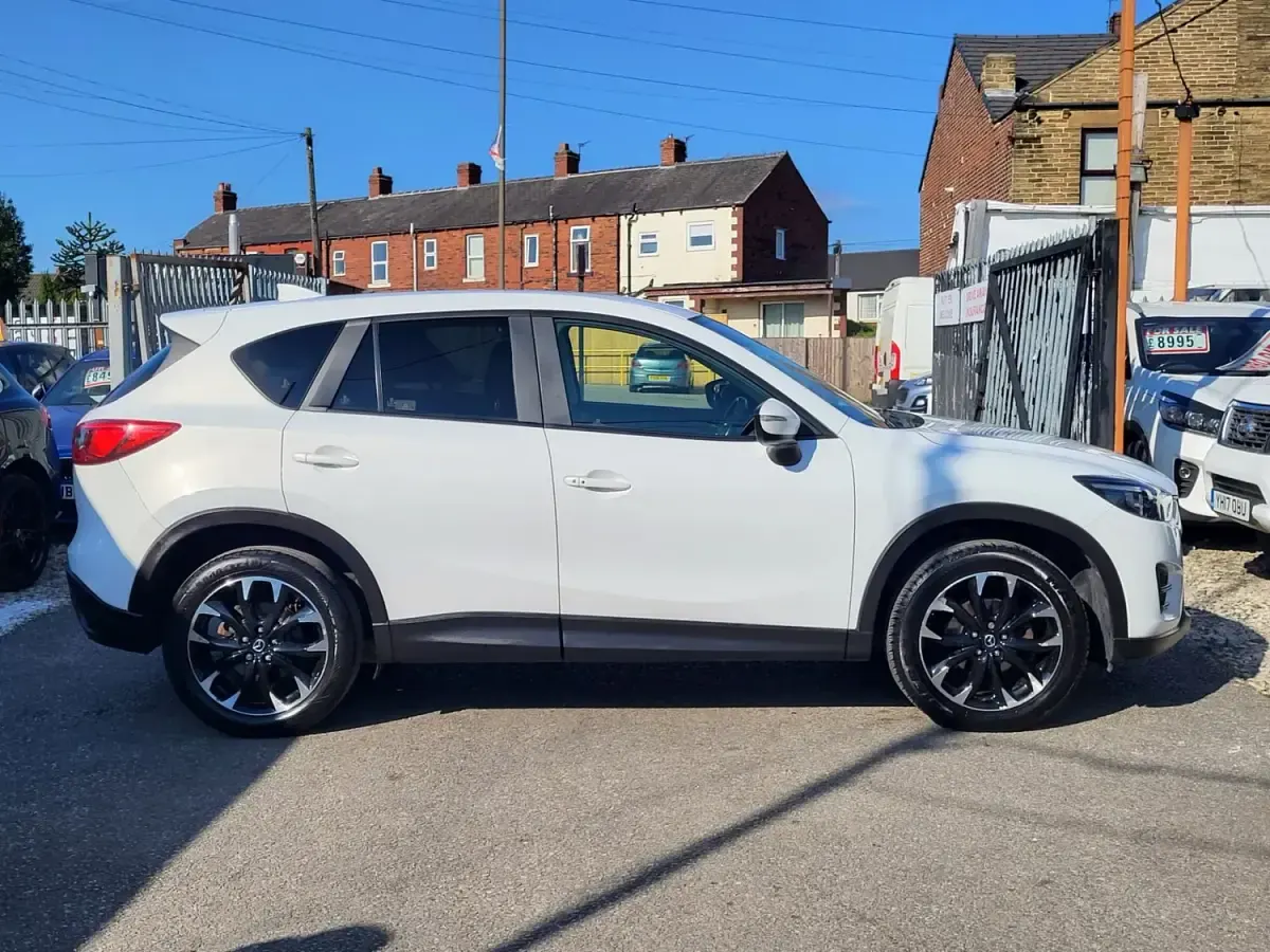 Second-hand Mazda CX-5 Inclusive 175 CP (128 kW) 2015 Alb SUV