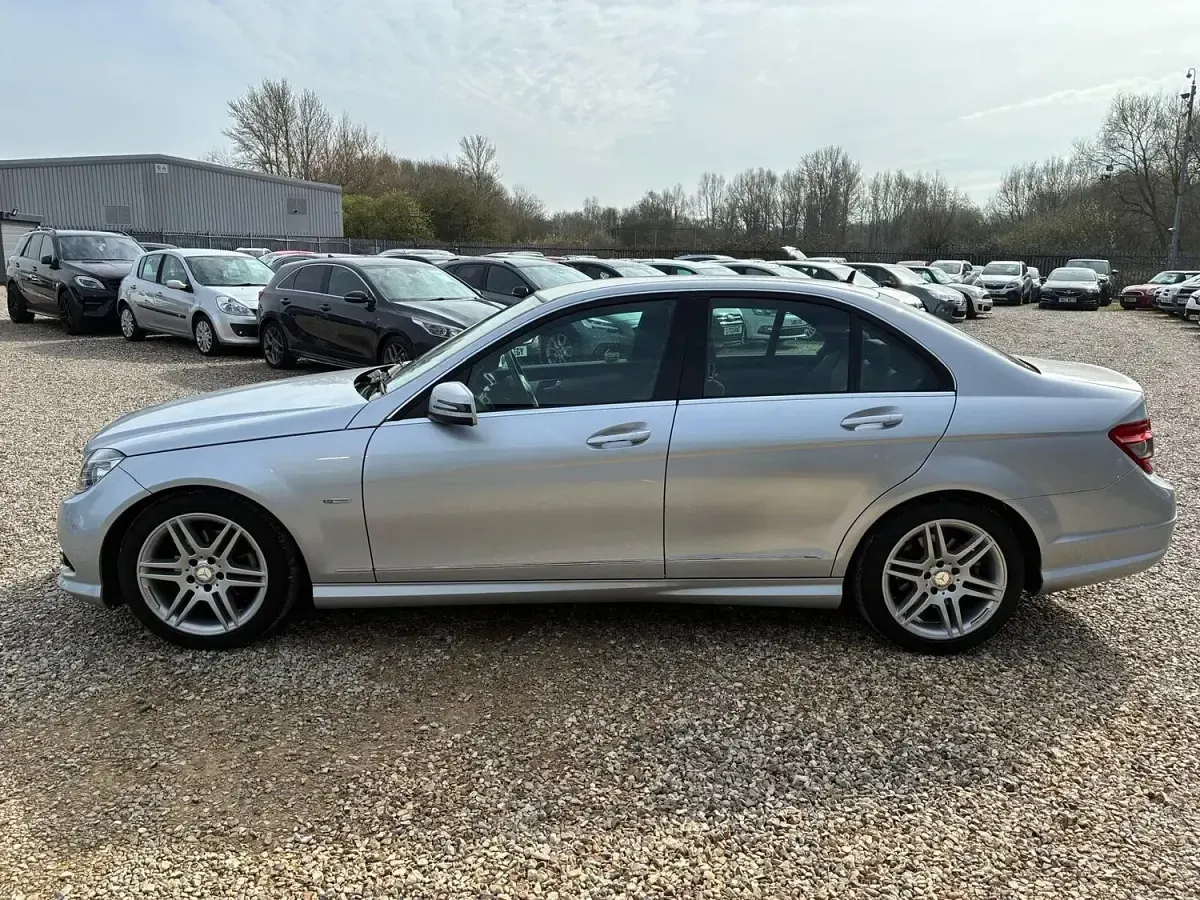 Used Mercedes C250 2011 Silver Sedan