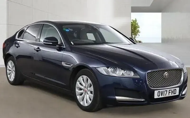 Usado Jaguar XF Portfolio 163 HP (119 kW) 2020 Sedan
