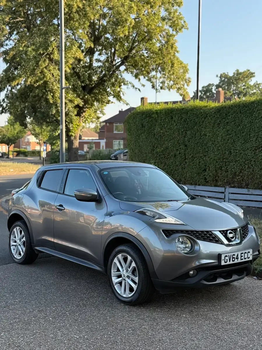 Used Nissan Juke Acenta 115 HP (84 kW) 2015 Grey SUV