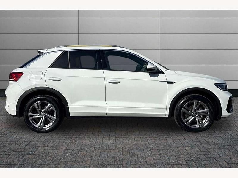 Used VW T-Roc R-line 150 HP (110 kW) 2025 White SUV