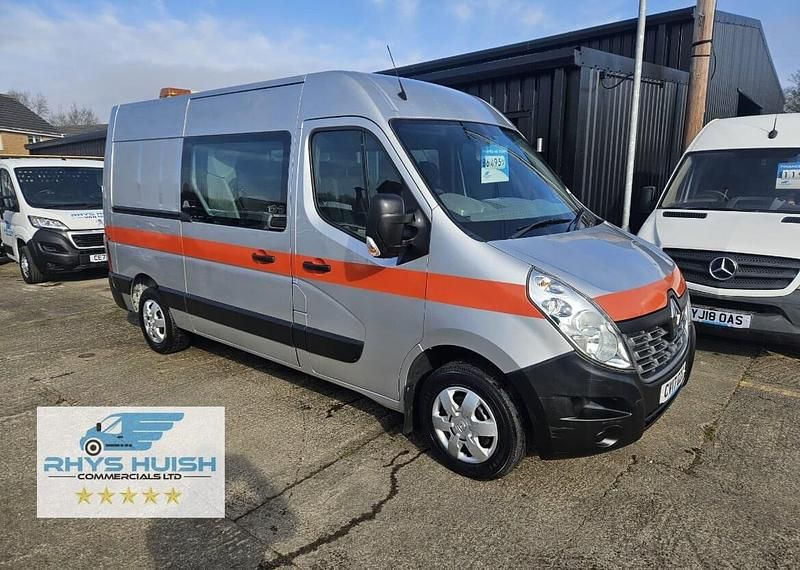 Grey Used 2017 Renault Master Business Van | £6,495 (Fair price) - Image 1/4