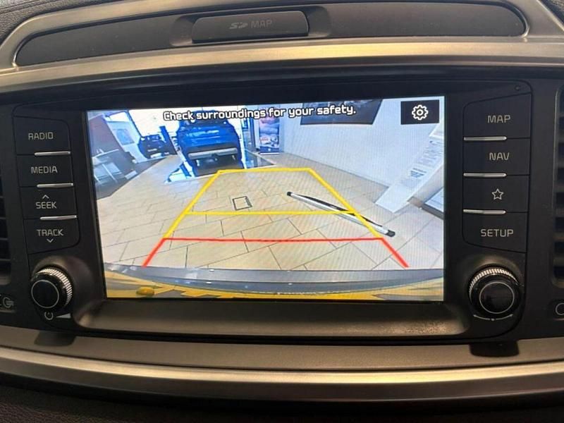 Image 4/4