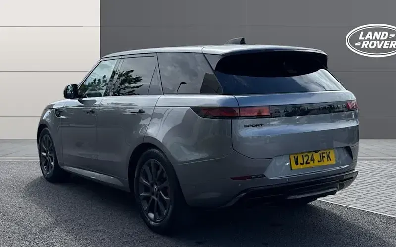 Usado Land Rover Range Rover Sport SE Dynamic 300 HP (220 kW) 2026 SUV