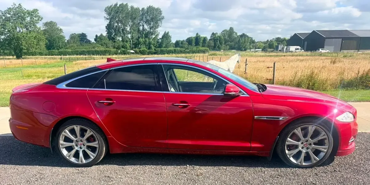 Used Jaguar XJ Portfolio 275 HP (202 kW) 2013 Red Sedan