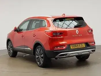Used Renault Kadjar Version S 115 HP (84 kW) 2019 Red SUV
