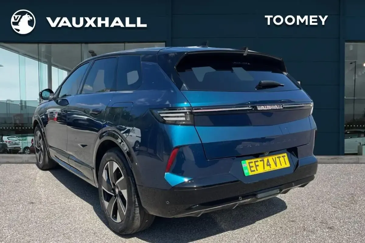 Second-hand Vauxhall Grandland 154 kW (210 CP) 2024 Albastru SUV