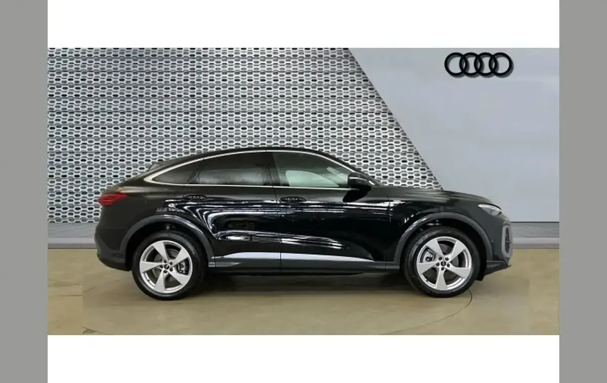 Used Audi Q5 S-Line 295 HP (216 kW) 2025 Other SUV