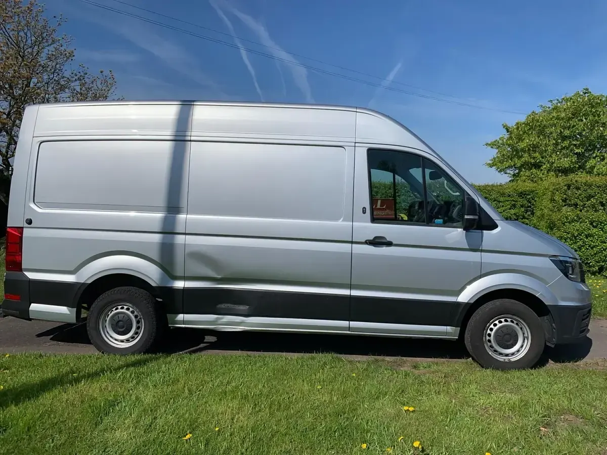 Used VW Crafter Trendline 140 HP (102 kW) 2020 Silver Van