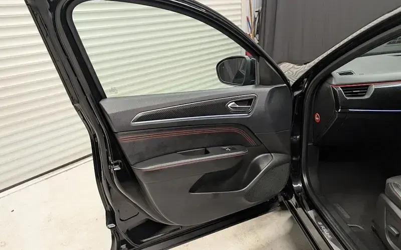 Used Renault Arkana R.S. 140 HP (102 kW) 2021 Black SUV