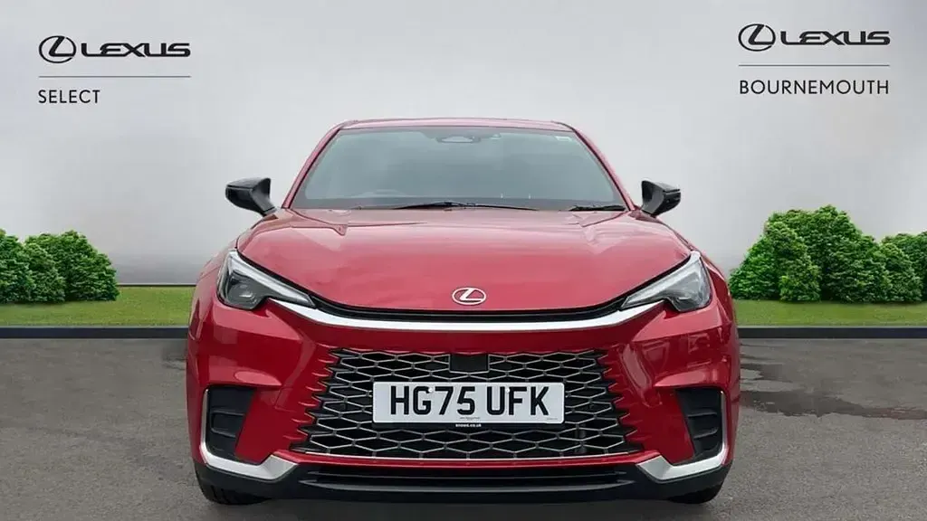 Used Lexus LBX 136 HP (100 kW) 2025 Red SUV