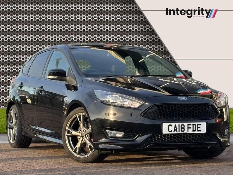 Used Ford Focus ST-Line X 140 HP (102 kW) 2018 Black Hatchback