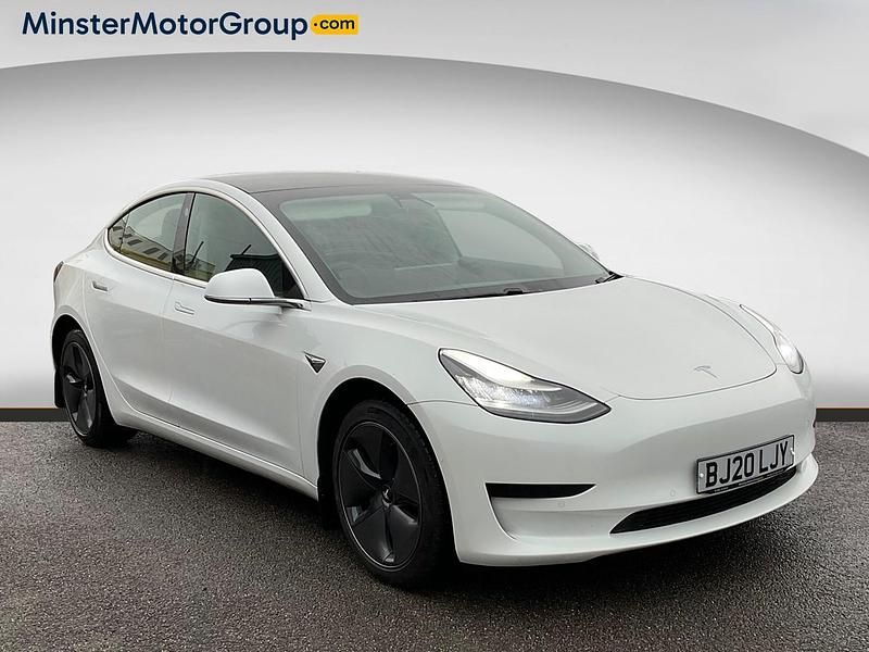 White Used 2020 Tesla Model 3 Standard Range Sedan | £11,850 (Fair price) - Image 1/4