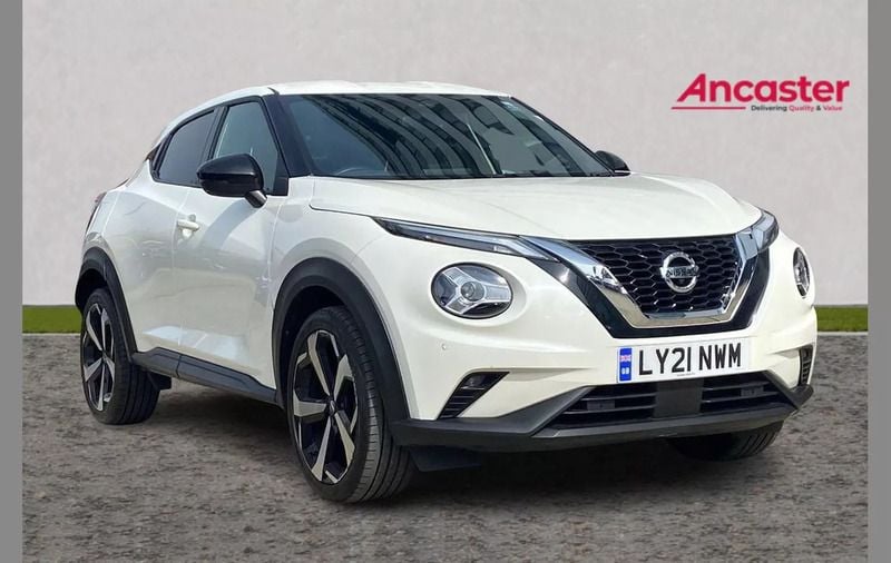 White Used 2021 Nissan Juke Tekna SUV | £14,475 (Fair price) - Image 1/4