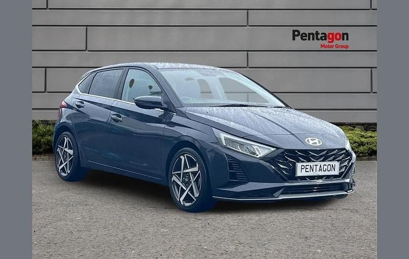 Used Hyundai i20 Premium 99 HP (72 kW) 2023 Grey Hatchback