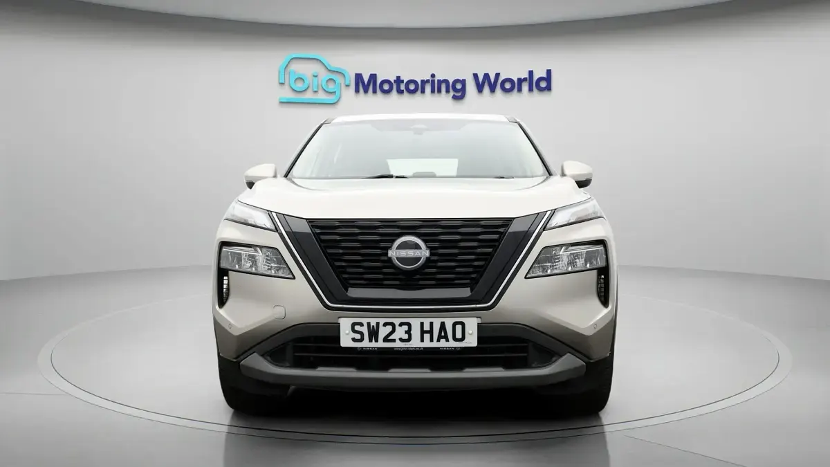 Used Nissan X-Trail Acenta Premium 213 HP (156 kW) 2023 Silver SUV