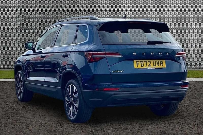 Used Skoda Karoq SE L 110 HP (80 kW) 2023 Petrol blue metallic SUV