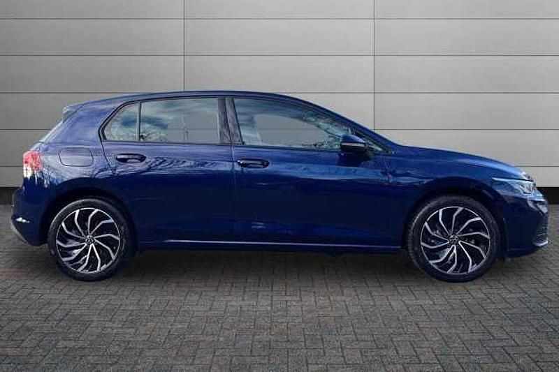 Used VW Golf VIII 150 HP (110 kW) 2023