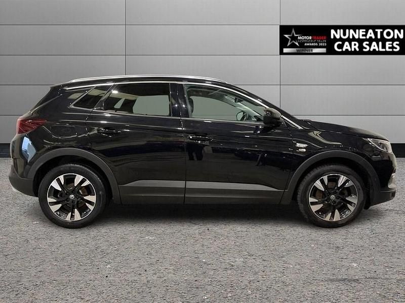 Used Vauxhall Grandland X Edition 130 HP (95 kW) 2021 Black SUV