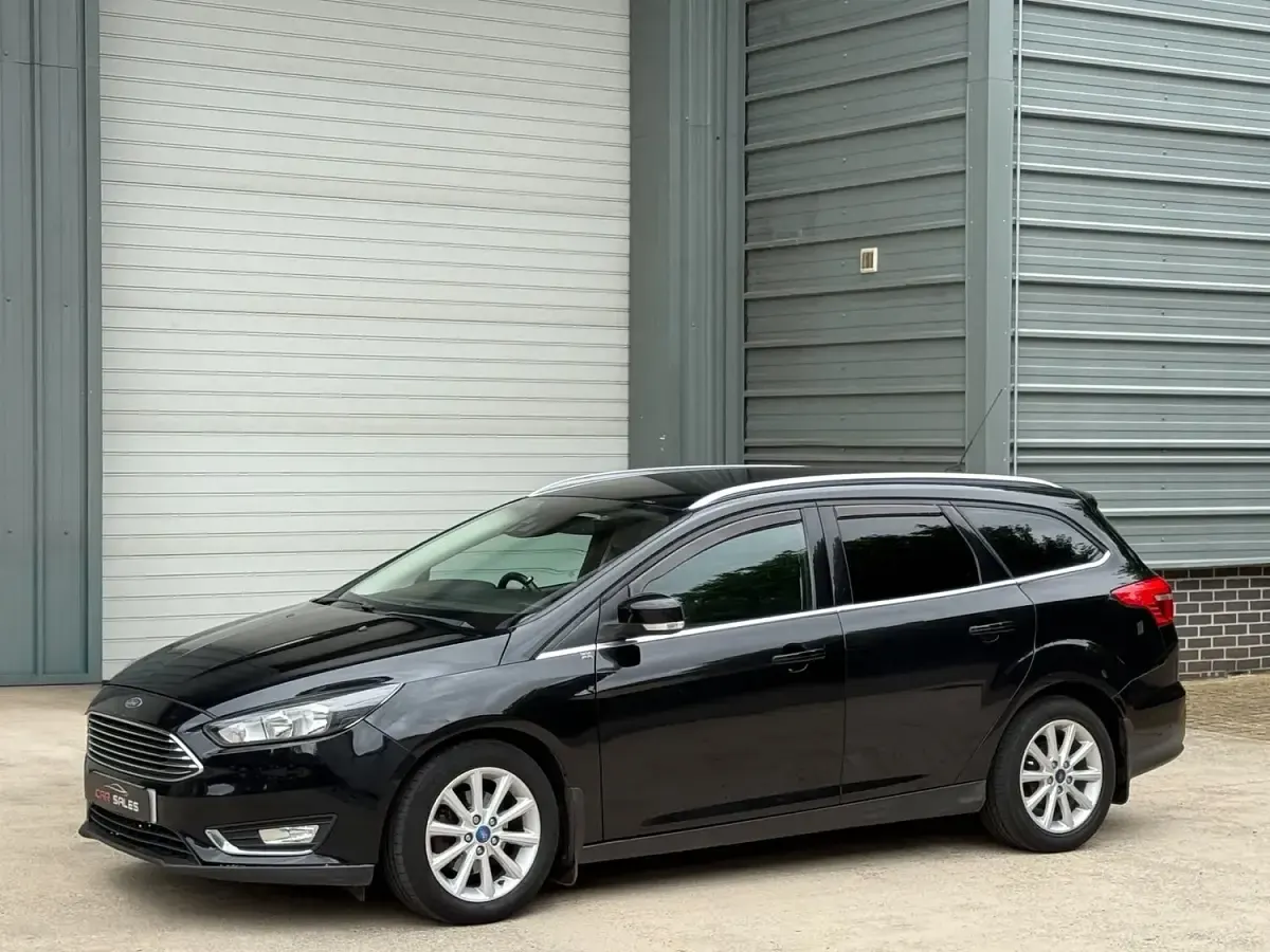 Used Ford Focus Titanium 125 HP (91 kW) 2016 Black Estate