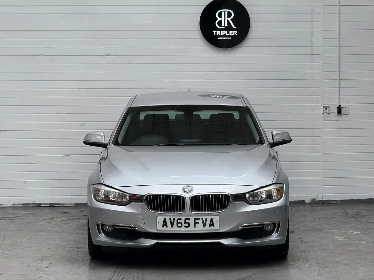 Used BMW 318 Luxury Line 2015 Silver Sedan