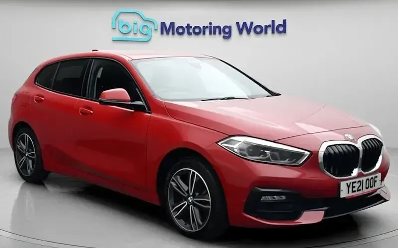 Used BMW 120 Sport Line 190 HP (139 kW) 2021 Hatchback