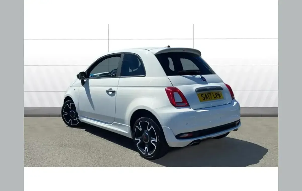 Used Fiat 500 S 68 HP (50 kW) 2017 White Hatchback