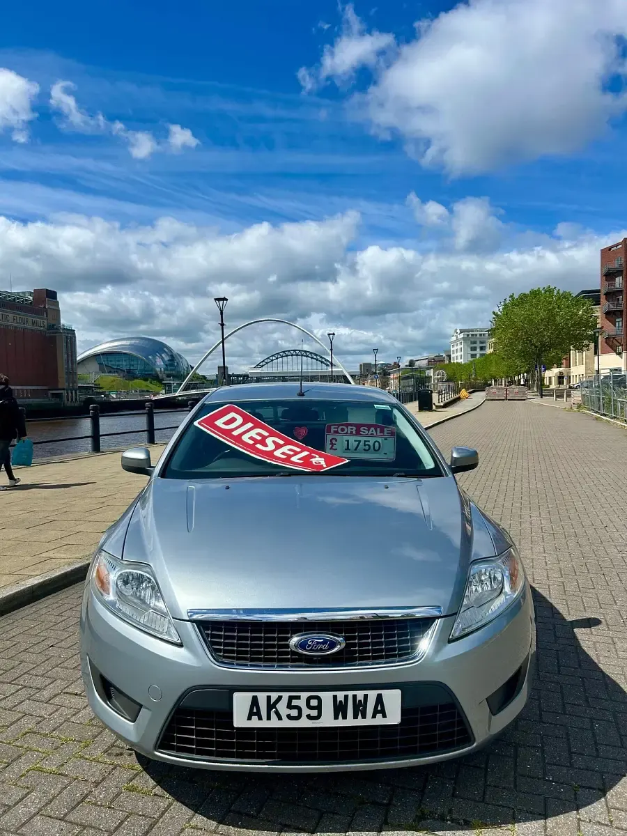 Used Ford Mondeo 123 HP (90 kW) 2009 Silver Hatchback