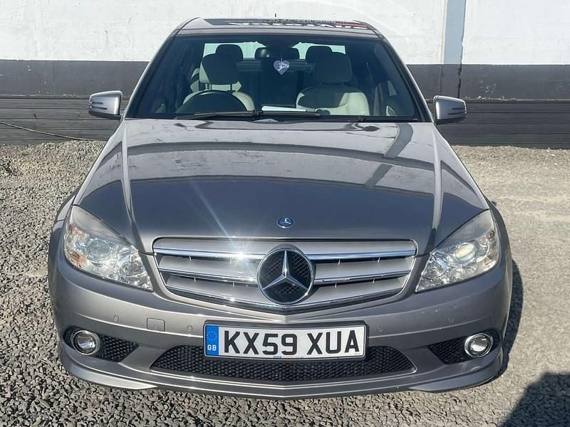 Begagnad Mercedes C220 2009 Silver Sedan