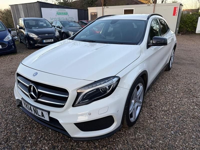Used Mercedes GLA220 AMG line 2014 White SUV