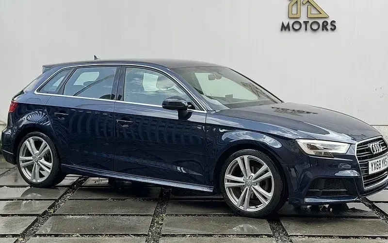 Used Audi A3 Sportback S-Line 150 HP (110 kW) 2018 Hatchback