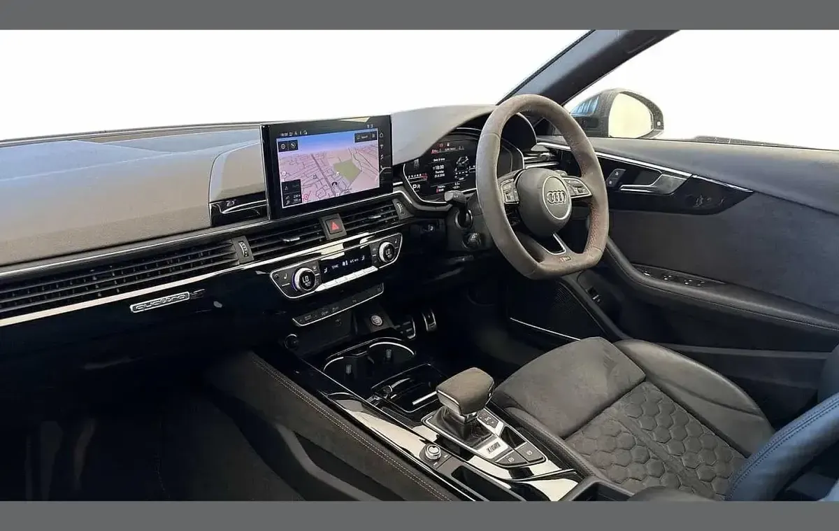 Used Audi RS4 Competition 444 HP (326 kW) 2023 Black Estate