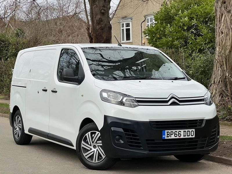 Used Citroën Dispatch 2016 White MPV