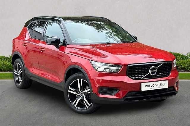 Red Used 2022 Volvo XC40 R-Design SUV | £22,999 (Fair price) - Image 1/4