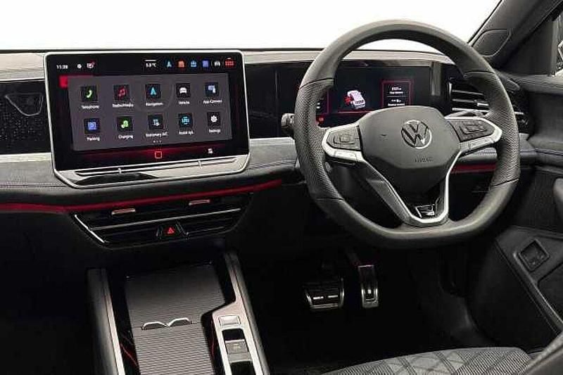 Usado VW Passat 272 HP (200 kW) 2025 Carrinha