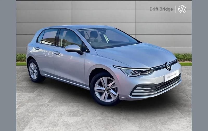 Used VW Golf VIII Life 113 HP (83 kW) 2021 Silver Hatchback