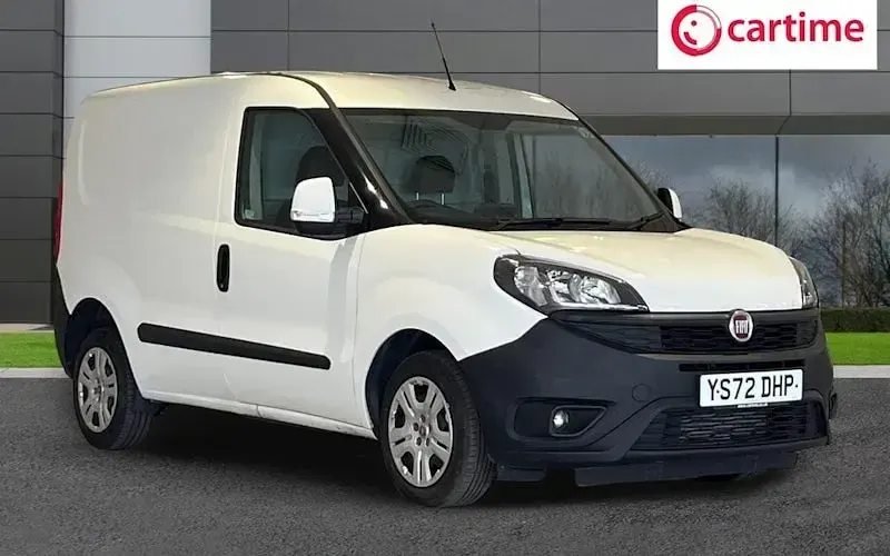Used Fiat Doblò S 90 HP (66 kW) 2022 MPV