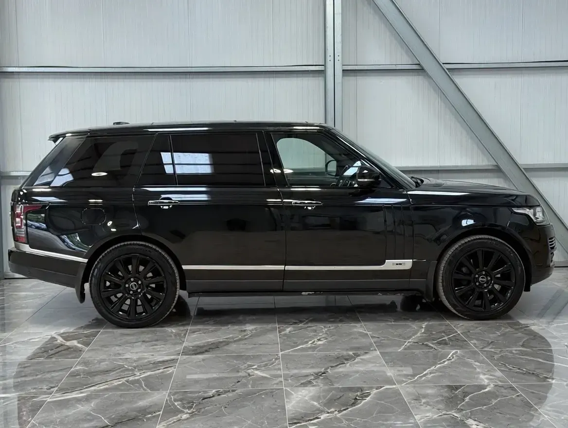 Used Land Rover Range Rover Autobiography 340 HP (250 kW) 2014 Black SUV